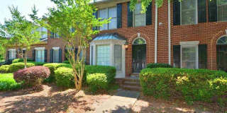 241 MEADOW CROFT CIRCLE Gallery 1