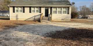 413 Bailey Lane Gallery 1