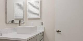 3216 OAK Street Gallery 24