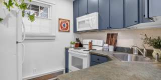 5 Van Dorn Street Gallery 7