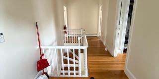 Gorgeous, Affordable and Student Friendly Apartment Near T!   Perfect for BU students on a budget Gallery 16