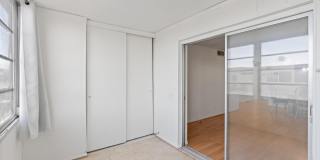 2515 Northeast 2nd Court Gallery 6