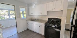 Live in Bliss - 3 Bed, 1 Bath Gallery 7