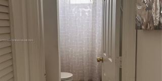 1100 NE 1st Ct Gallery 7