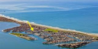 3 Bedroom Condo on the Bay! Gallery 1