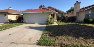 NE Visalia home Rent Ready! Gallery 1