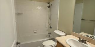 Beautiful 3 Bedroom Granada Hills Condo! Gallery 22