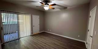 Summerlin 2 Bedroom Condo Gallery 18