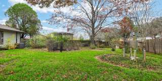 ***MOVE-IN SPECIAL: TWO WEEKS FREE***Single-Story Retreat with Versatile Spaces in Established Neighborhood Gallery 24