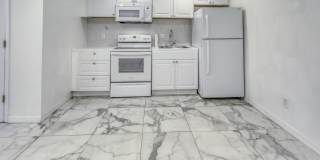 519 S M Street unit: 2 Back Gallery 1