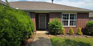 Fully Furnished 4BR Home with Fenced Yard & 2-Car Garage in Stoneburrow Gallery 3