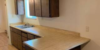 Adorable One-Bedroom for rent Gallery 1