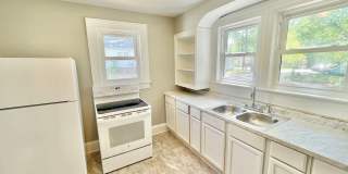 Cute 3 Bed 1 Bath Home Near UNCG!! Gallery 22