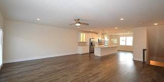 44840 TIVERTON SQ Gallery 23
