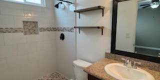 Charming 3 Bedroom 2 Bathroom Home Available for Rent!! Gallery 20