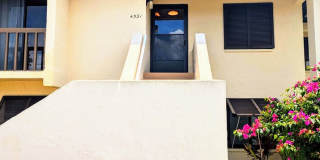 SEASONAL/SHORT TERM TURNKEY condo Gallery 1