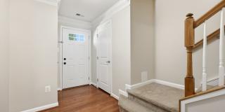 Large Townhome in Wormans Mill! Gallery 3