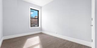 160 Monmouth Street Gallery 23