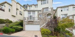 Light-Filled 5-Bedroom Oakland Home with Views & Outdoor Terrace | 672 Via Rialto Gallery 1