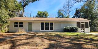 Charming 3-bedroom, 1-bathroom home on a half acre lot on the Southside! Charming 3-bedroom, 1-bathroom home on a half acre lot on the Southside! Gallery 1