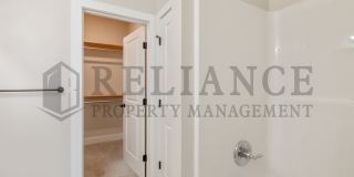 208 W May St Gallery 19