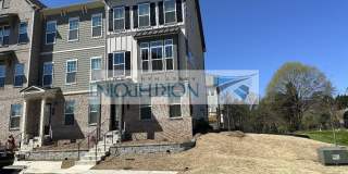 3-Bedroom, 3.5 Bath home for Rent in Smyrna, GA |  Modern Kitchen | Corner Unit Gallery 1