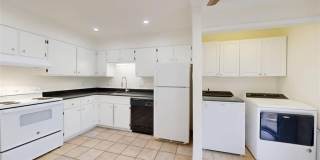 1607 Cloverdale Court Gallery 5