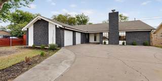 Updated 3 bedroom duplex near Greenbelt! Gallery 4