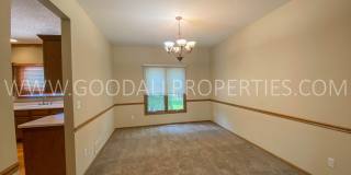 Executive Home - 4 Bedroom, 3.5 Bathroom in Country Club Neighborhood with Finished Basement Gallery 5