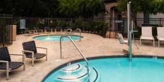 Avalon Thousand Oaks Plaza Gallery 24