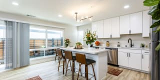 Westlake Apartments Gallery 6