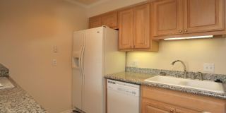 2-bedroom 1 bath available in midtown! Gallery 41