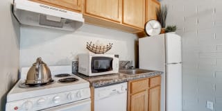 University Manor Apartments Gallery 3