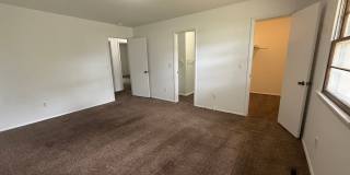 LOCATION! Check out this spacious 3 bedroom with 2.5 baths! Gallery 12