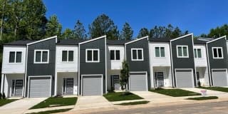 2126 Titanium Rock Road Gallery 1