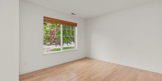Stunning 3 bed, 2.5 bath home in desirable Bothell neighborhood Gallery 32
