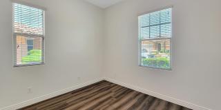 18617 W Williams Street Gallery 28