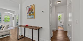 1718 Scales Street Gallery 19