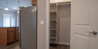 Charming 2 bedroom! Gallery 8