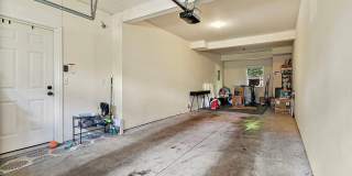 4Bd/2.5Ba Renton Townhome Gallery 30