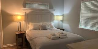 Walk to the Beach! Beautifully Remodeled/Furnished Fiddler's Cove Gallery 21