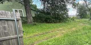 3 bed 1 bath single family home Gallery 9