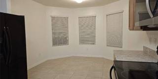 114 SE 3rd Street Gallery 5