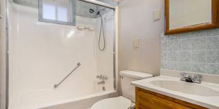 Great house near UCCS with 2x kitchen and 2x laundry! Gallery 18