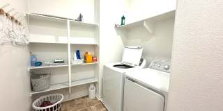 Almost BRAND NEW end unit Townhome in Winchester for Rent Gallery 18