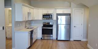 UTILITIES INCLUDED PERFECT 1 Bedroom 1 Bath Gallery 1