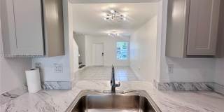 540 NE 5th Ln Gallery 9