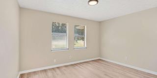 217 Tanglewood DR B Gallery 14