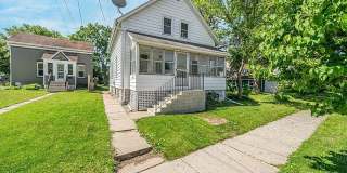 3 Bed, 1 Bath Single Family Home Gallery 1