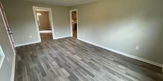 Room in 3 Bedroom Home at Glory St Gallery 24